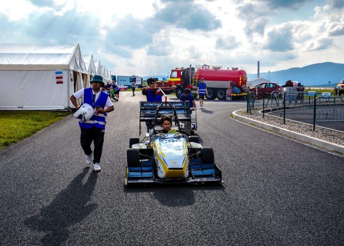 UI Racing Team FS Czech 2024